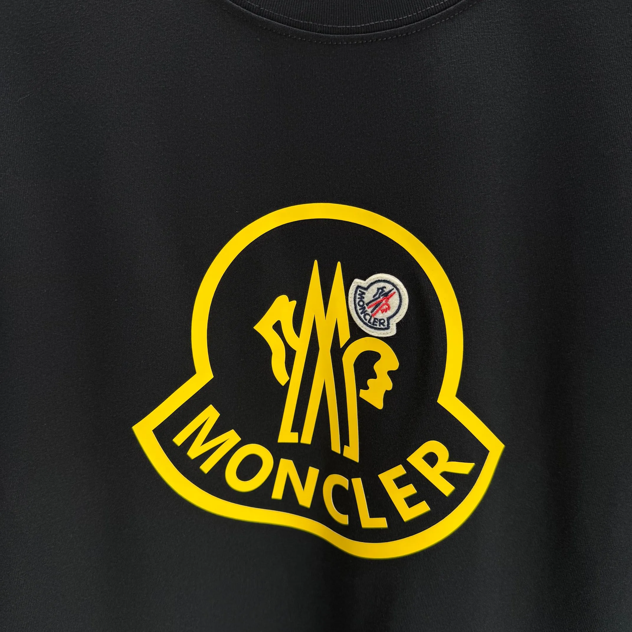 MONCL* * 2025 New Arrival T 320 logo + ：Black White Sizes：S M L XL